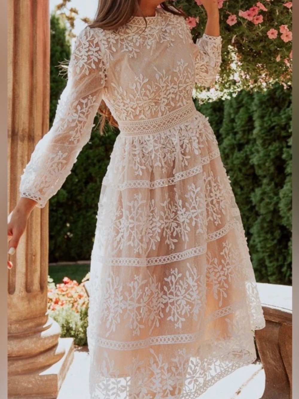 NWOT Ivy City Co Sicily Midi Dress in Champagne Floral Mesh Lace